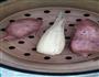 蒸红薯玉米的做法图解1