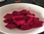 火龙果水饺的做法图解1
