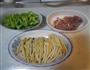 豆干炒肉丝的做法图解1