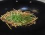 豆干炒肉丝的做法图解4