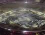 紫菜蛋花虾米汤的做法图解5
