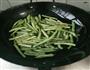 干煸豆角的做法步骤4