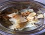 花胶鸡汤的做法图解2