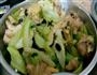 鸡肉炒芹菜的做法图解1