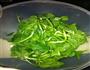 鸡毛菜炖魔芋面豆腐的做法图解1