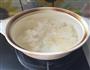 银耳雪梨红枣汤的做法图解2