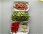 蒜薹炒肉的做法图解1