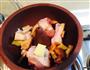 松茸汽锅鸡的做法图解2