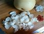 雪梨银耳莲子羹的做法图解1
