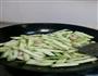 东北菜-土豆炖豆角的做法图解6