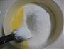 酸奶戚风蛋糕的做法图解2