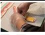 分分钟的美味—培根芝士卷的做法图解2