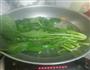 嫩滑的波菜饼的做法图解2
