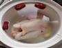 香菇鸡汤的做法图解1