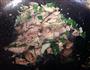 羊肉煸蘑菇的做法图解1
