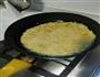 米饭鸡蛋饼的做法图解3