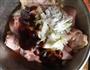 花菇蒸鸡腿的做法图解2