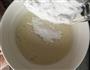 酸奶蛋糕的做法图解3