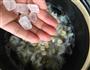 银耳莲子木瓜牛奶羹的做法图解2
