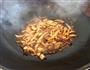 蘑菇炒肉丝的做法图解3