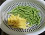 干煸豆角的做法图解1