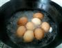 啤酒鸡蛋的做法图解2