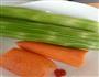 胡萝卜呛笋丝的做法图解1