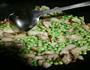 豌豆烩小肉的做法图解4
