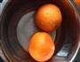 盐蒸橙子的做法图解1