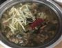 老坛酸菜肉丁面的做法图解1