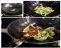腊肠炒花菜的做法图解2