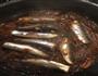 水煮沙丁鱼的做法图解3