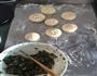 荠菜肉包的做法图解1