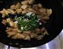 杏鲍菇炒肉片的做法图解3