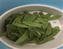 荷兰豆炒腊肠的做法图解2