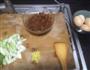 盐豆炒鸡蛋的做法图解1