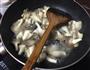 肉片炒草菇的做法图解1