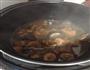 香菇烤麸烧排骨的做法图解3