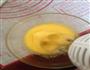 香橙味戚风蛋糕的做法图解2