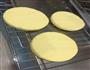 黄玫瑰蛋糕的做法图解1