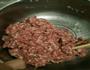 猪肉韭菜藕丁饺子的做法图解2