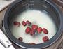 红枣莲子桂圆粥的做法图解4