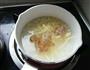 鲜虾土豆米糊的做法图解2