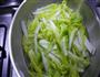 蒜蓉粉丝娃娃菜的做法图解1