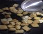 黄豆芽炒油豆腐的做法步骤3