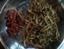 小炒茶树菇的做法图解1