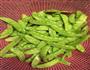 瘦肉炒荷兰豆的做法图解1