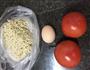 番茄鸡蛋拌面的做法图解1