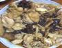 冬菇黃花菜木耳蒸鸡的做法图解3