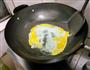 平菇炒鸡蛋的做法图解2